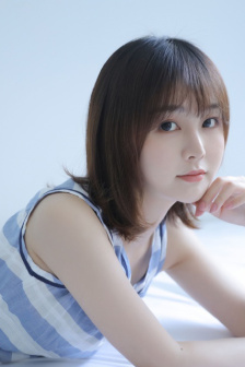 翁公吮她的花蒂和奶水